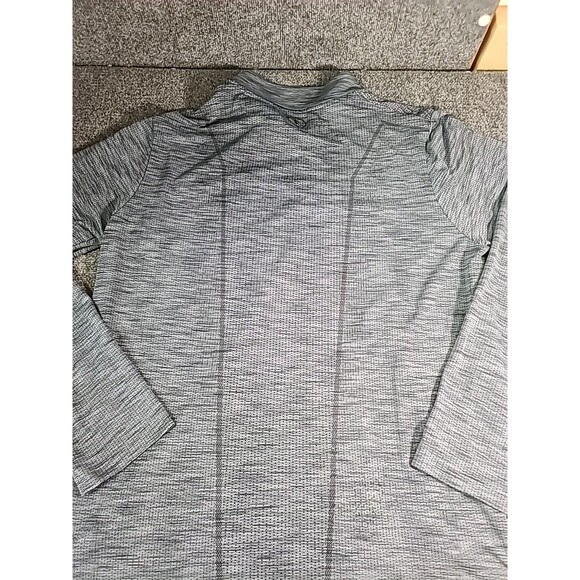 Under Armour Men Heather Gray 1/4 Zip Heatgear Fitted Threadborne Gym Shirt 2XL - Picture 6 of 7